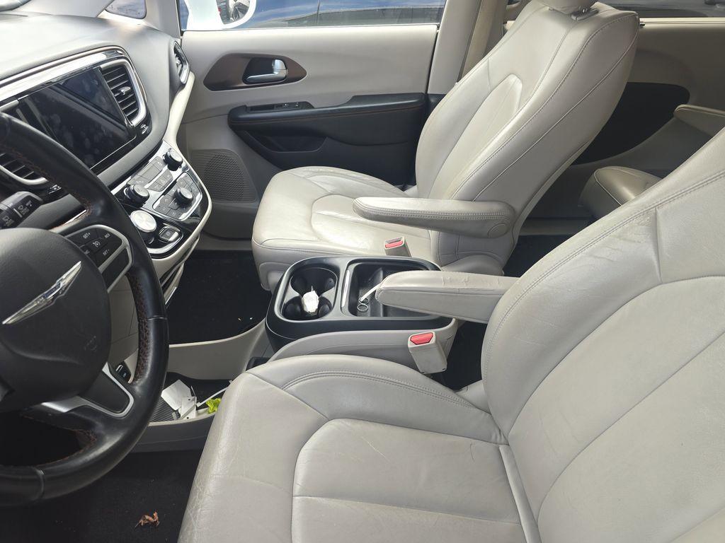 used 2017 Chrysler Pacifica car, priced at $11,279