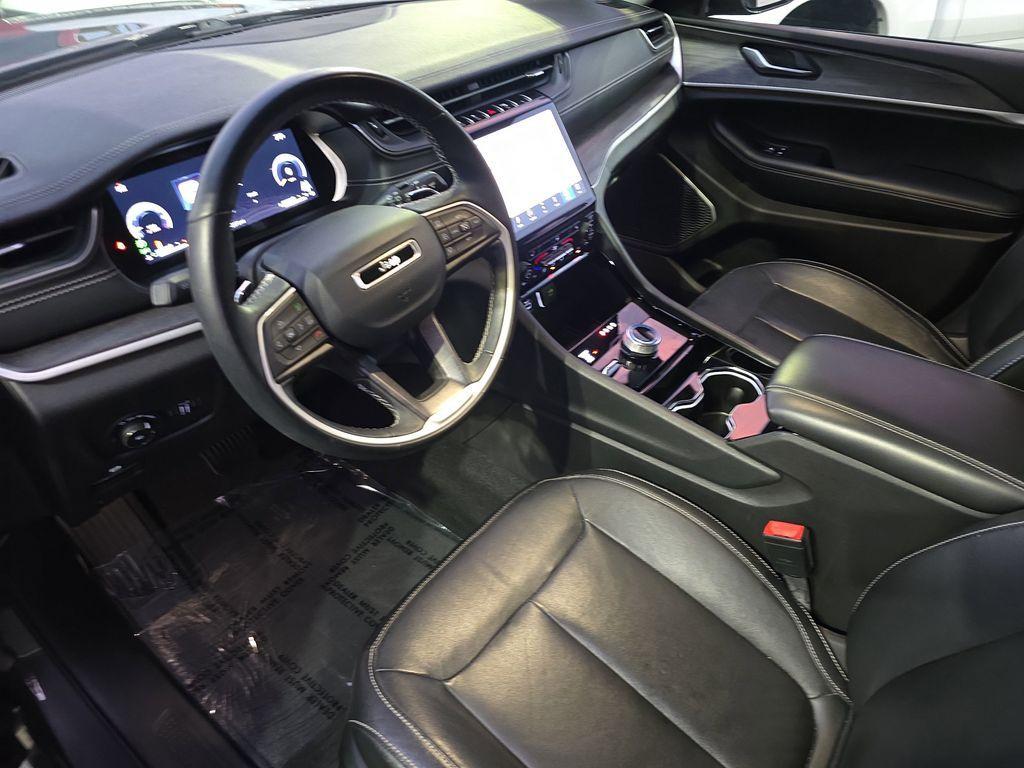 used 2022 Jeep Grand Cherokee car, priced at $26,490