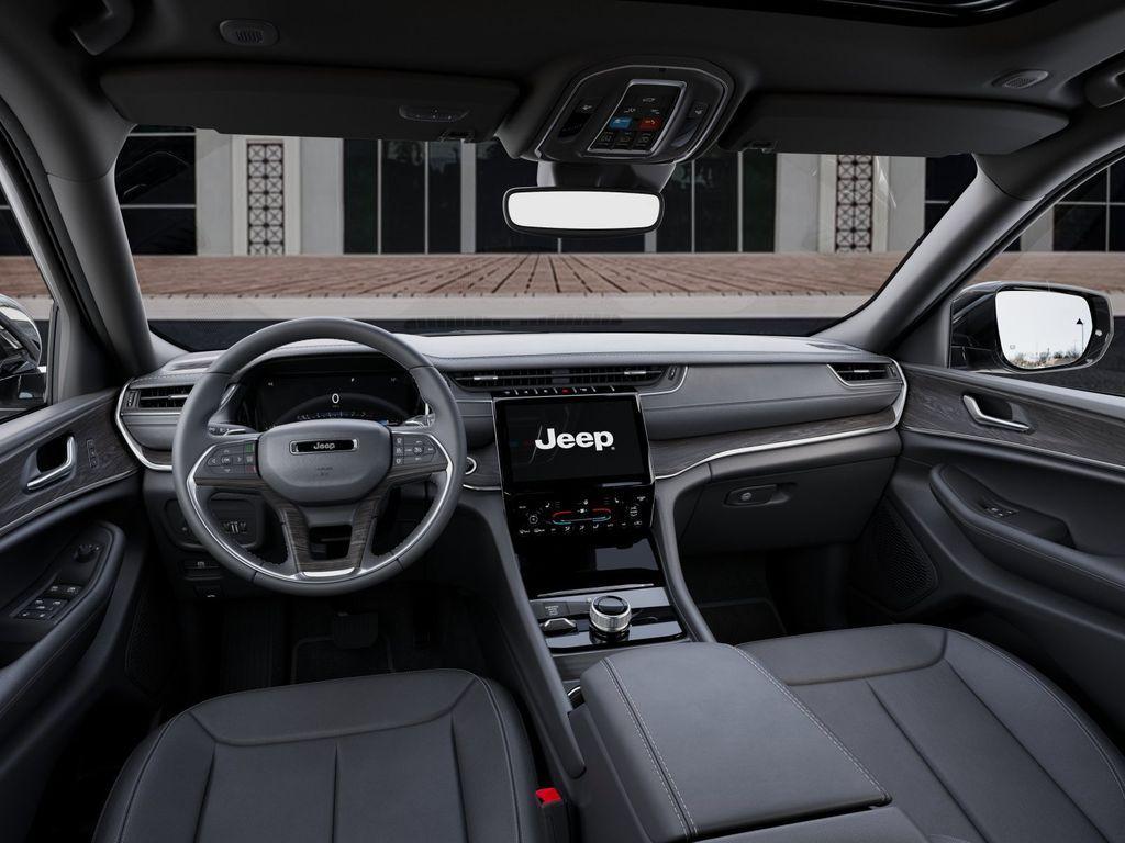 new 2025 Jeep Grand Cherokee car, priced at $35,105
