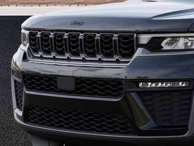 new 2026 Jeep Grand Cherokee car, priced at $42,778
