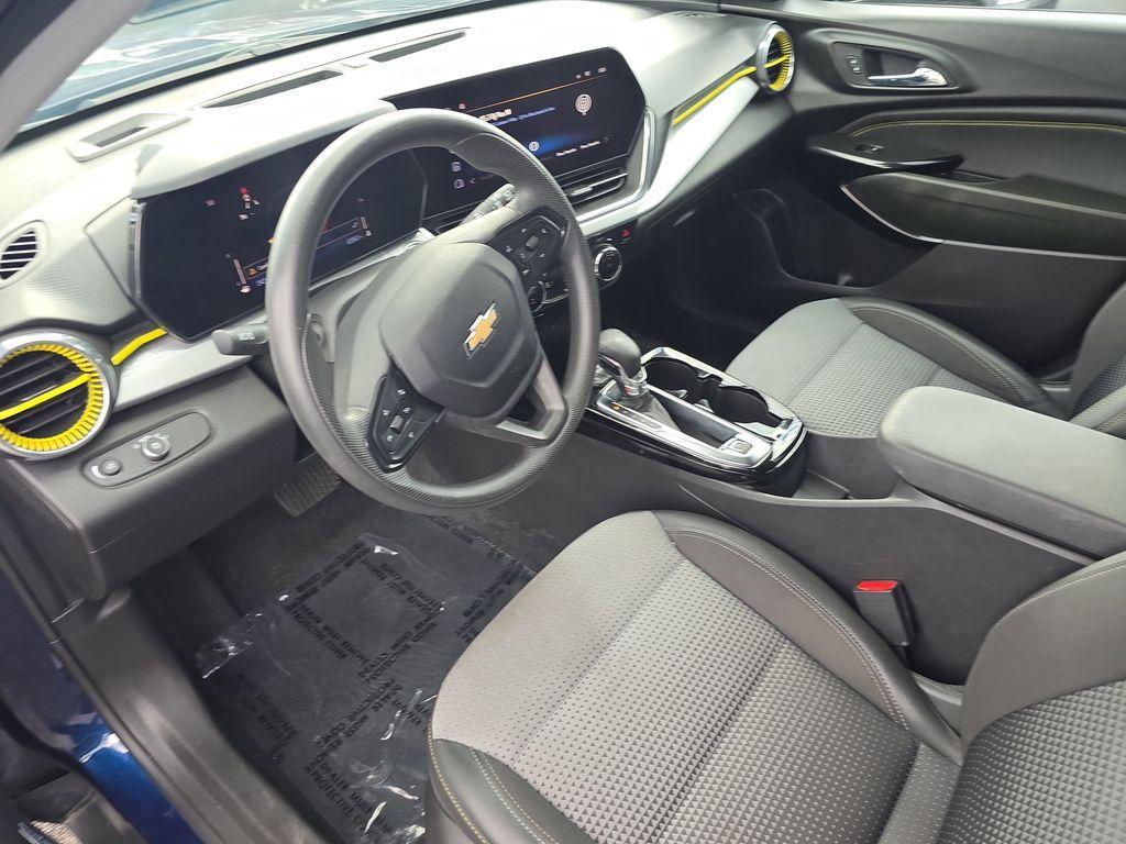 used 2024 Chevrolet Trax car, priced at $13,990