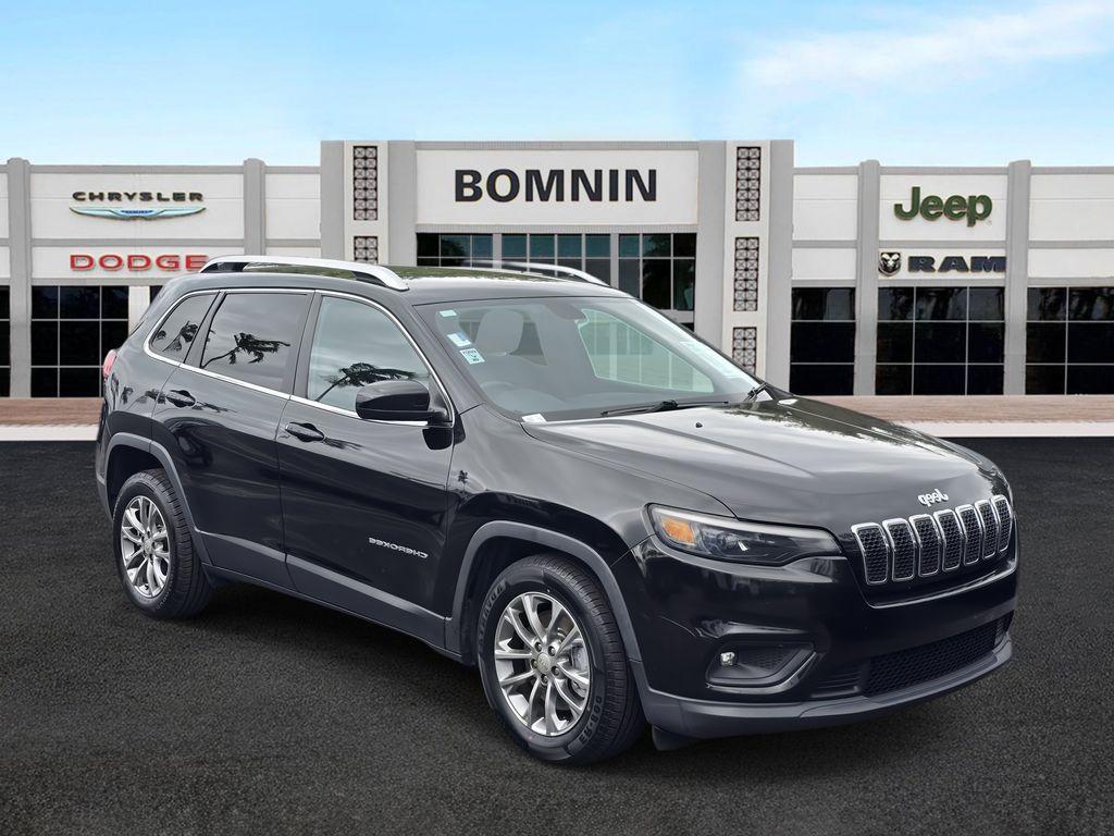 used 2019 Jeep Cherokee car, priced at $8,490