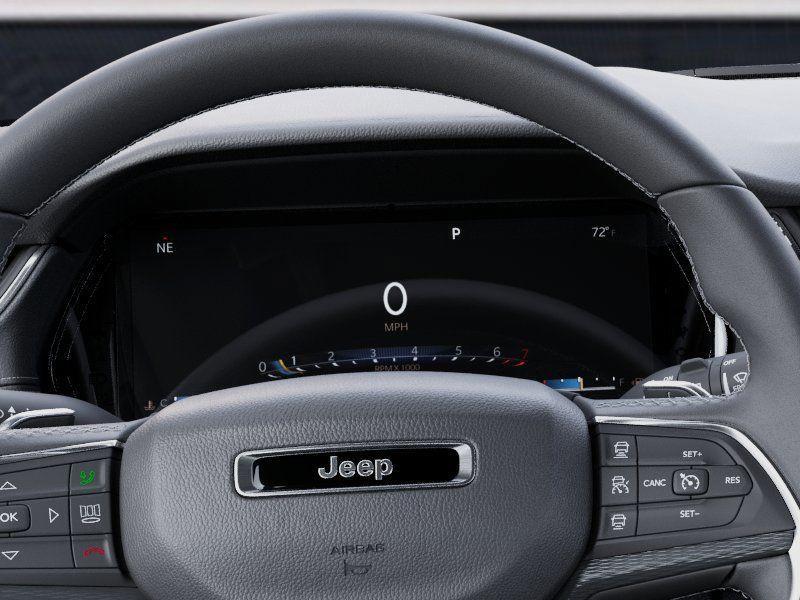 new 2025 Jeep Grand Cherokee car, priced at $30,050