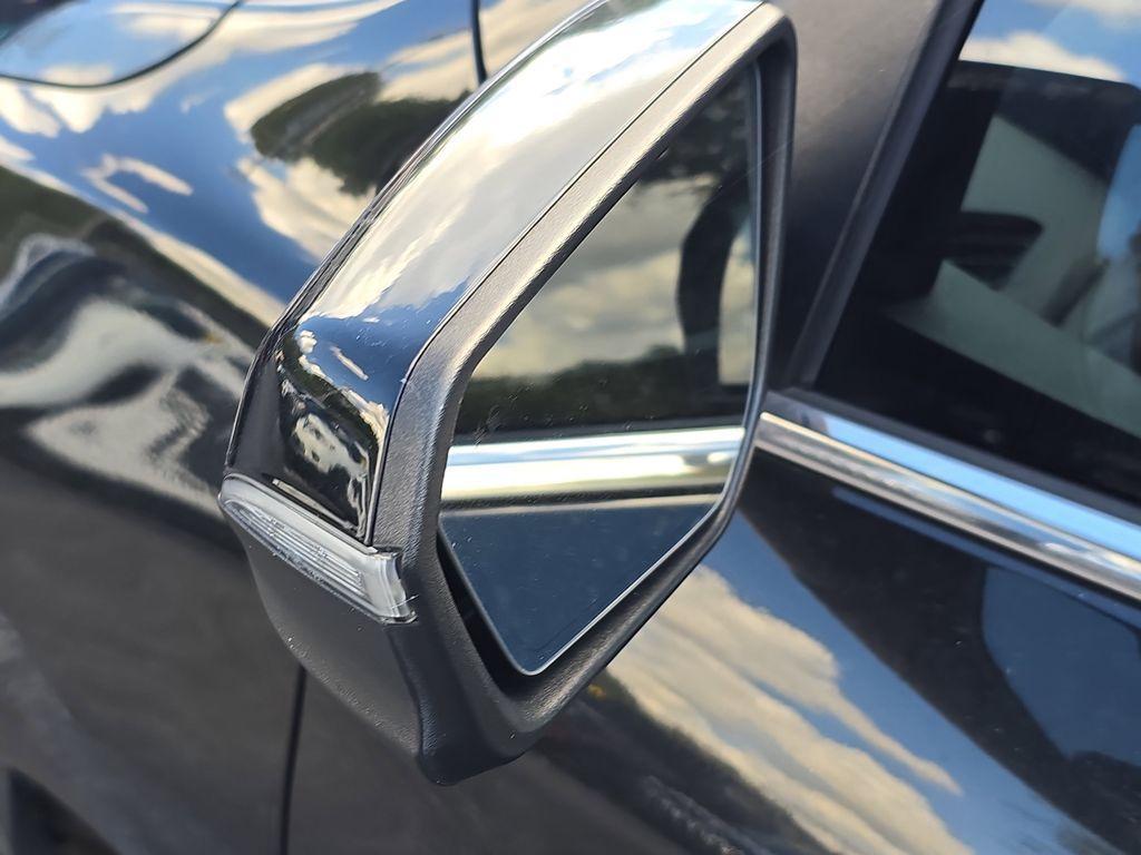 used 2020 Chevrolet Equinox car, priced at $13,990