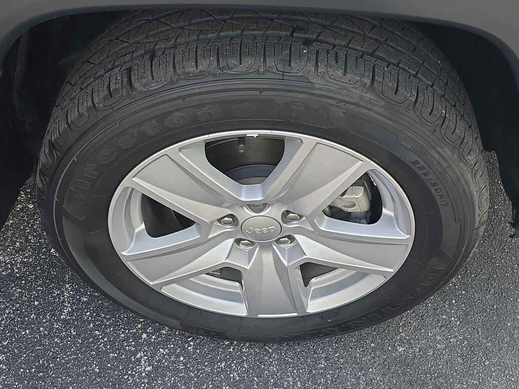 used 2022 Jeep Compass car, priced at $16,990