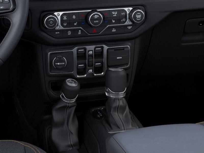 new 2026 Jeep Gladiator car, priced at $40,280