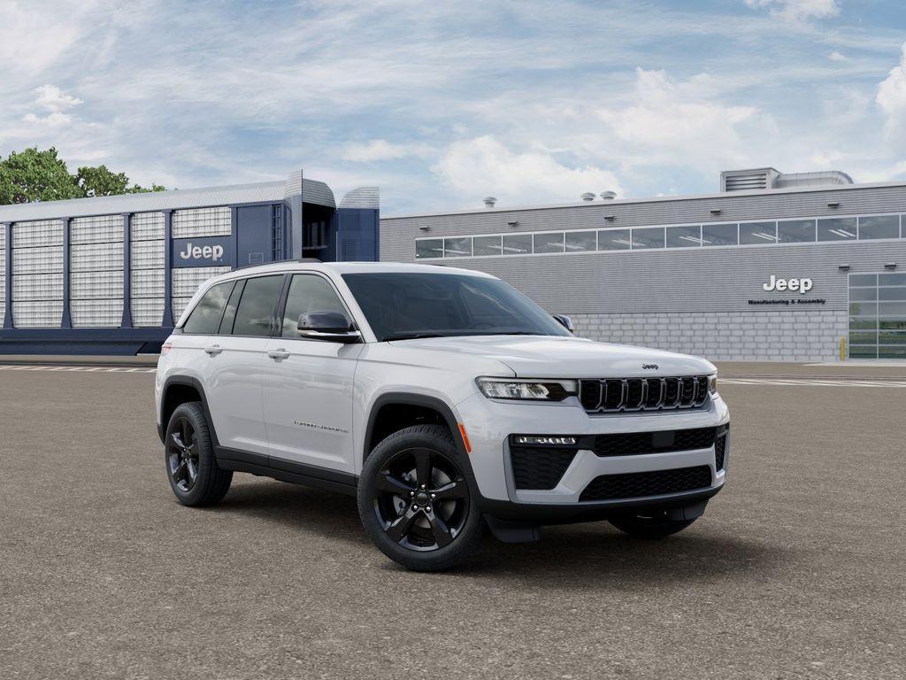 new 2026 Jeep Grand Cherokee car, priced at $44,490