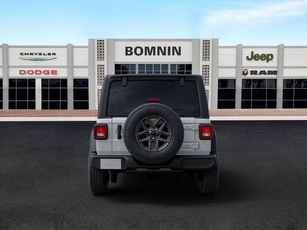 new 2026 Jeep Wrangler car, priced at $41,195