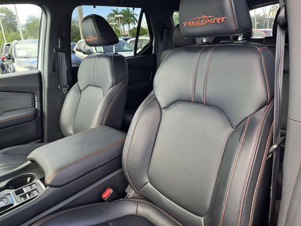 used 2023 Honda Pilot car, priced at $35,990