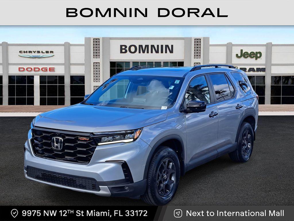 used 2023 Honda Pilot car, priced at $35,490