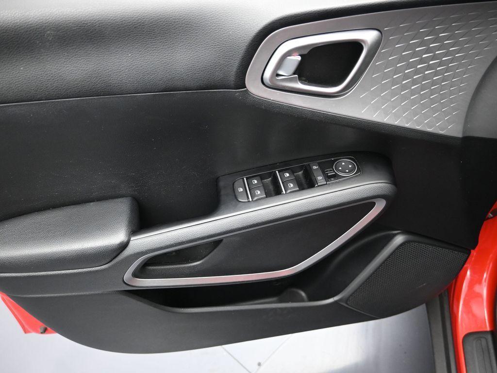 used 2021 Kia Soul car, priced at $12,988