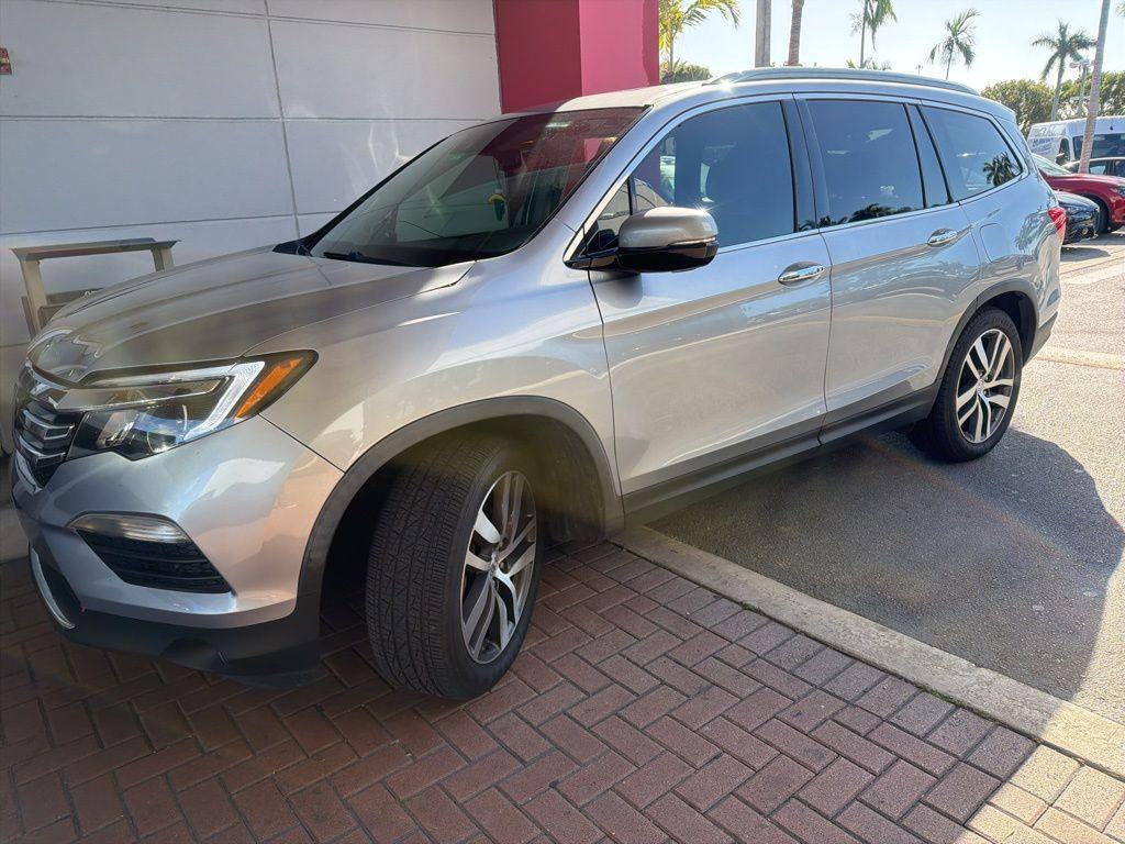 used 2018 Honda Pilot car, priced at $16,490