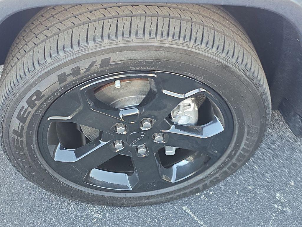 used 2019 Jeep Grand Cherokee car, priced at $14,990