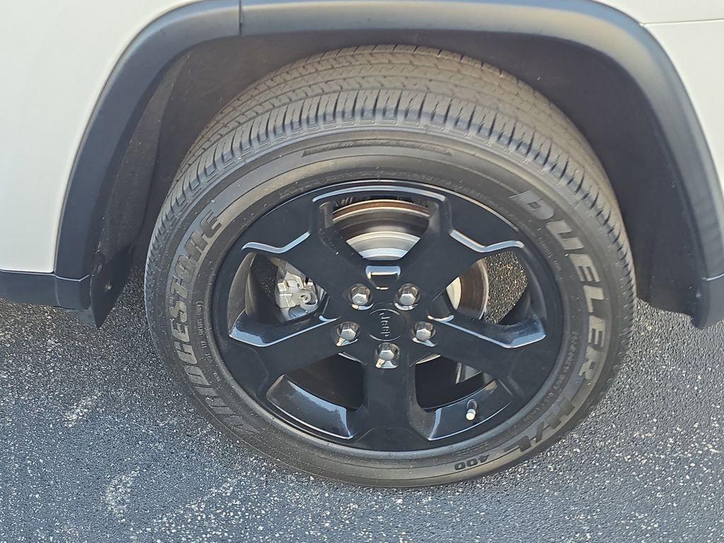 used 2019 Jeep Grand Cherokee car, priced at $14,990