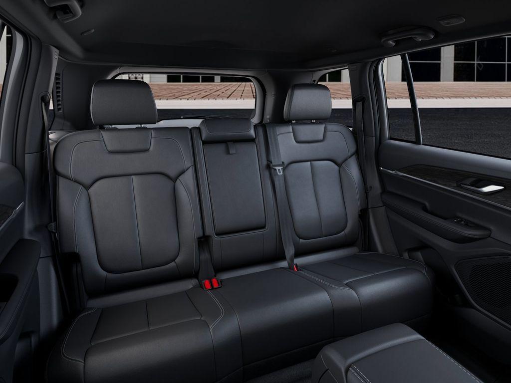 new 2025 Jeep Grand Cherokee car, priced at $30,590