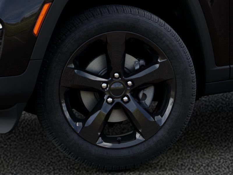 new 2025 Jeep Grand Cherokee car, priced at $30,590