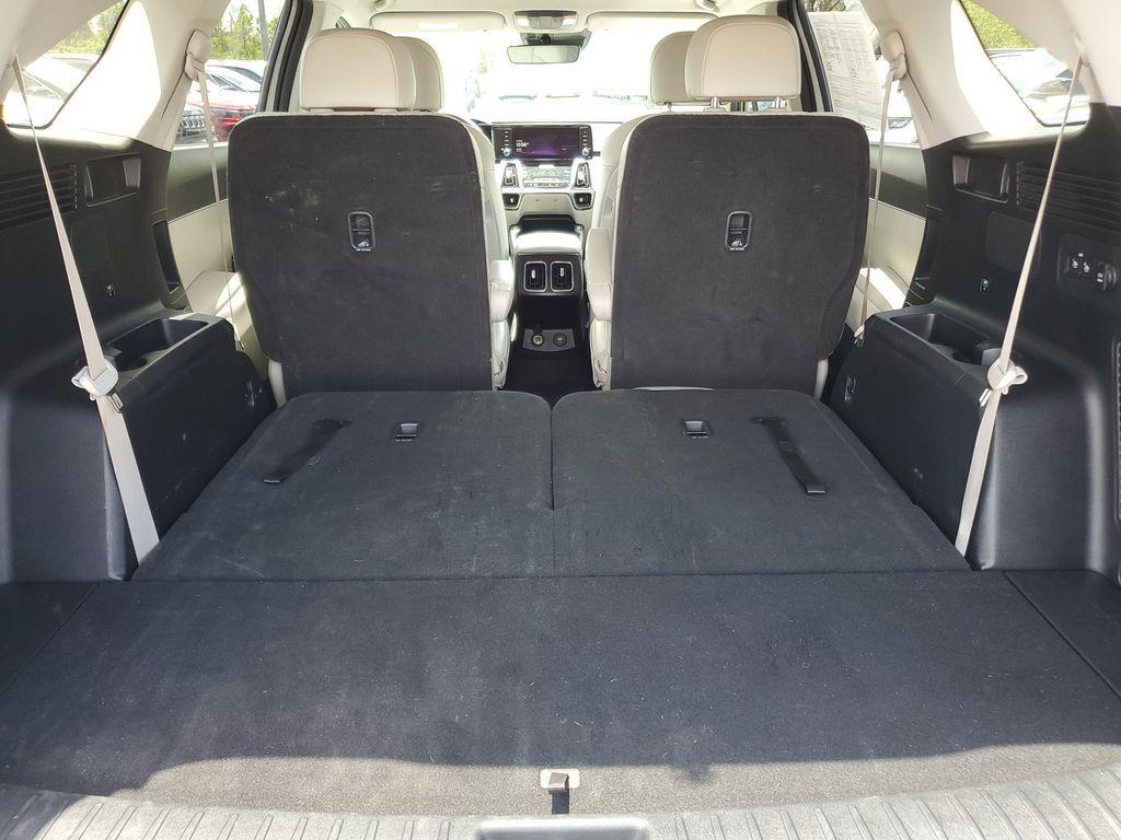 used 2023 Kia Sorento Hybrid car, priced at $26,990