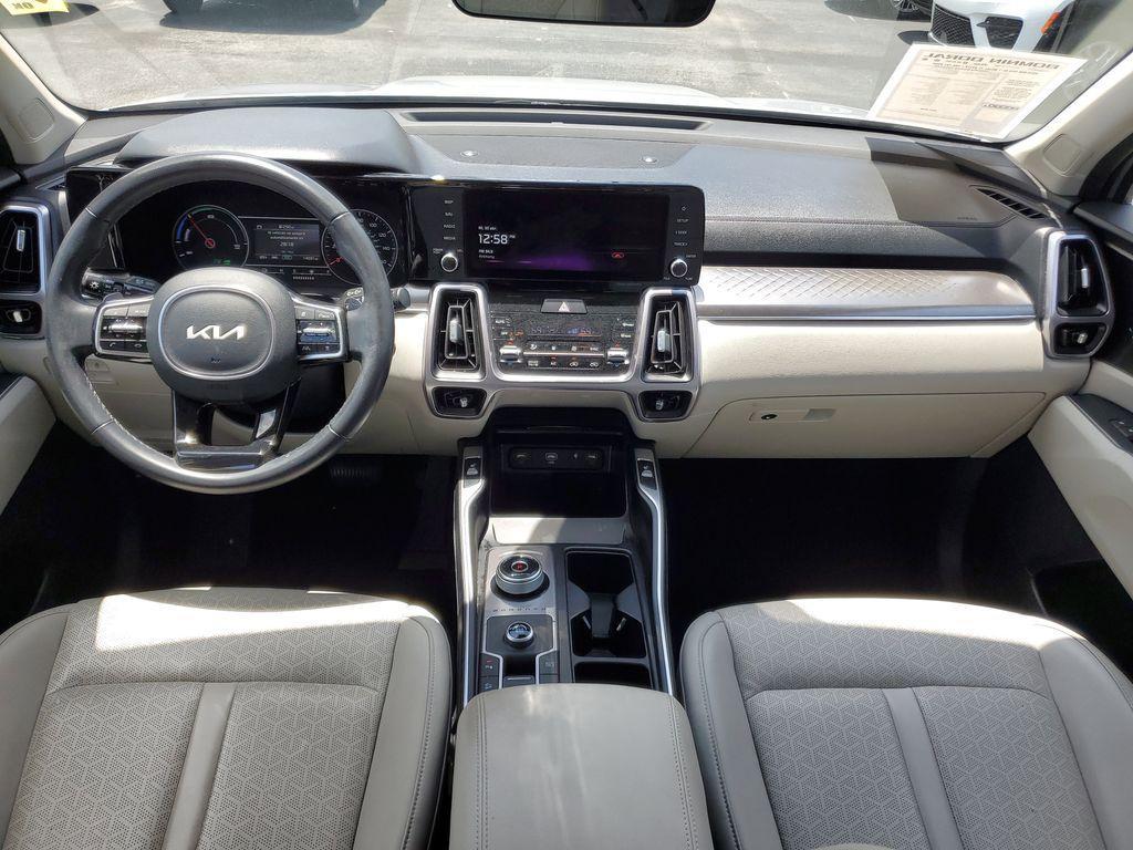 used 2023 Kia Sorento Hybrid car, priced at $26,990