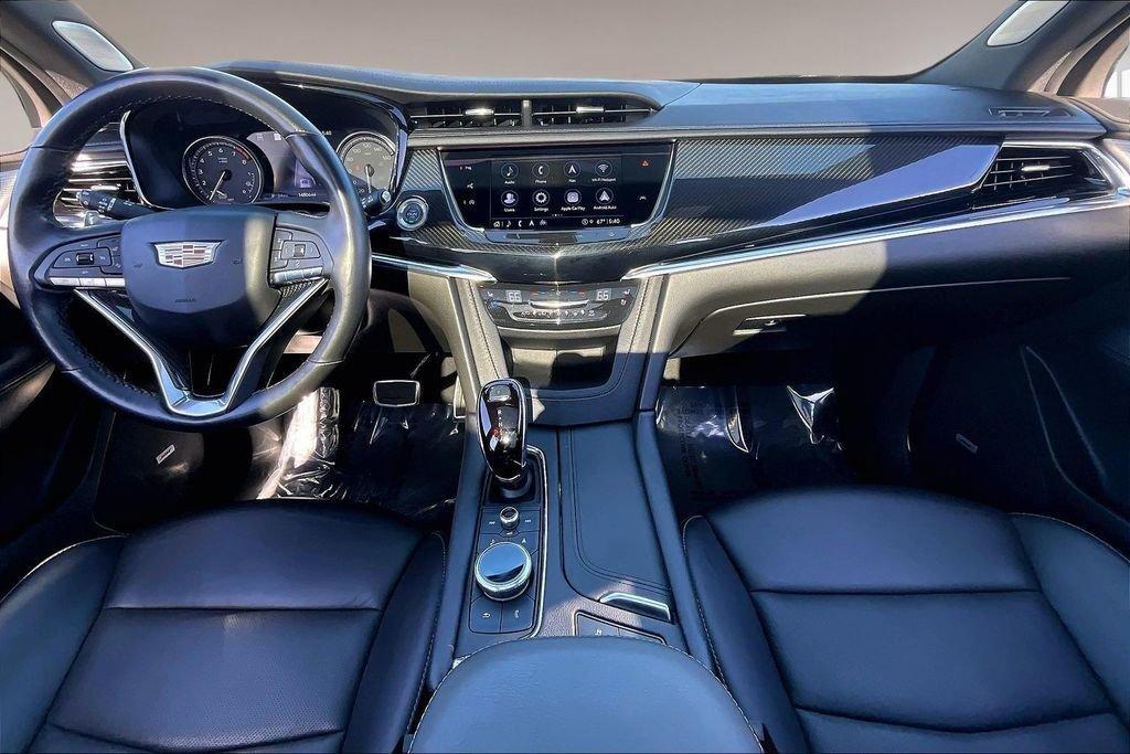used 2023 Cadillac XT6 car, priced at $41,915