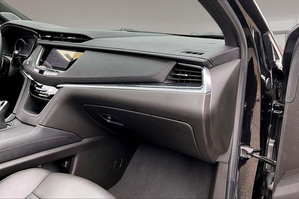 used 2025 Cadillac XT5 car, priced at $38,448