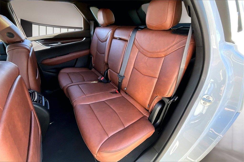 new 2026 Cadillac XT5 car, priced at $60,960