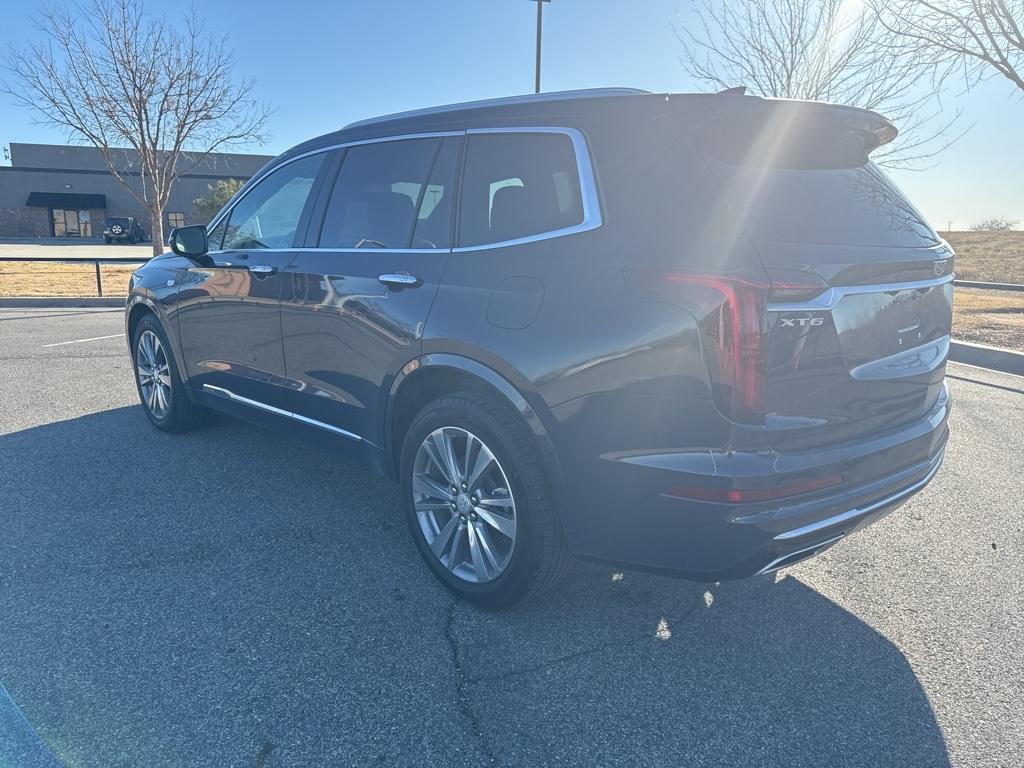 used 2025 Cadillac XT6 car, priced at $40,031