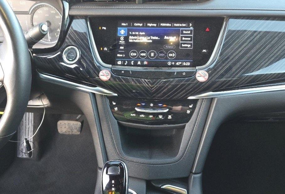 used 2025 Cadillac XT6 car, priced at $40,031