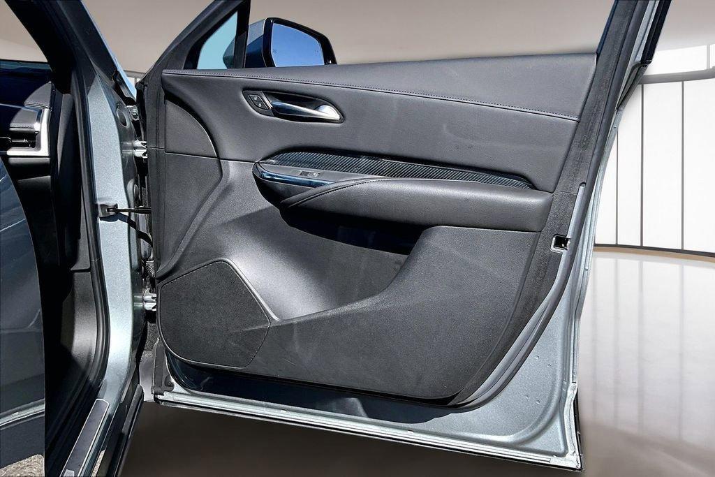 used 2024 Cadillac XT4 car, priced at $35,988