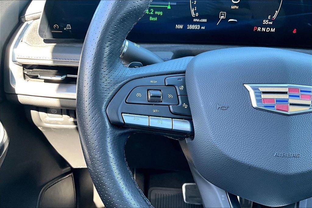 used 2024 Cadillac XT4 car, priced at $35,988