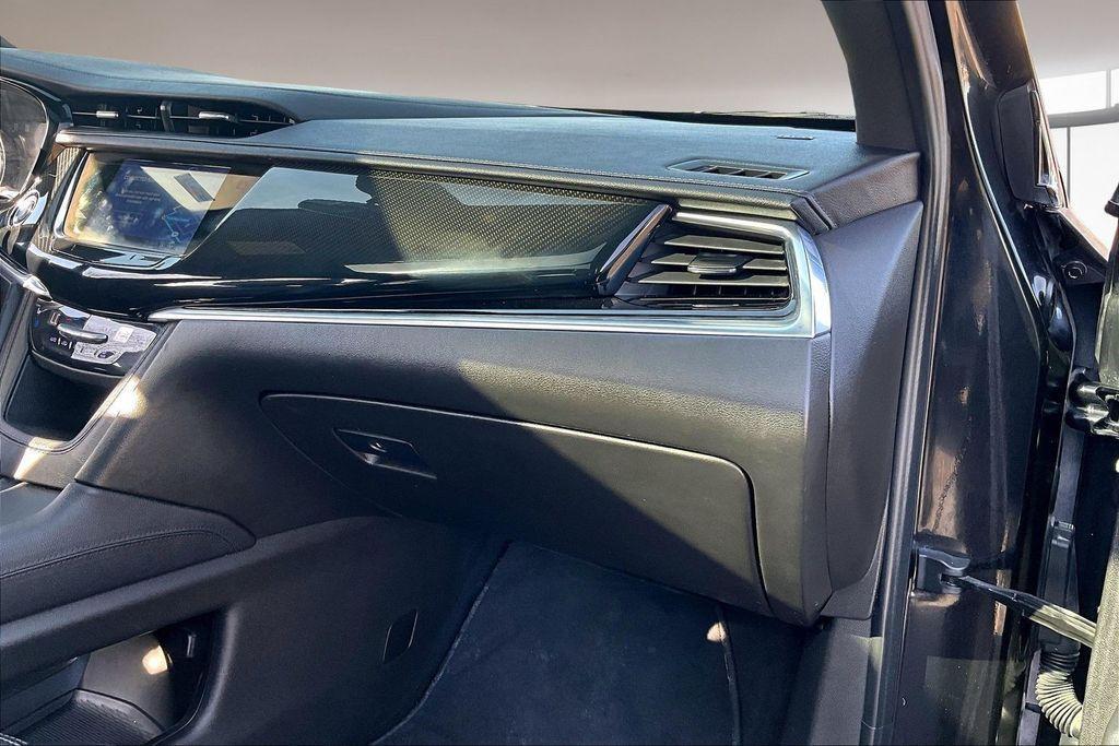 used 2023 Cadillac XT6 car, priced at $37,044