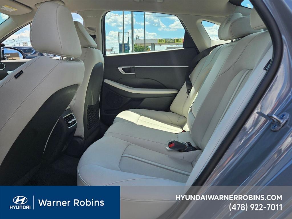 new 2025 Hyundai Sonata Hybrid car, priced at $26,998