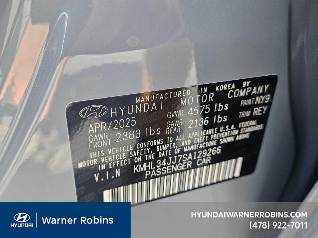 new 2025 Hyundai Sonata Hybrid car, priced at $26,998