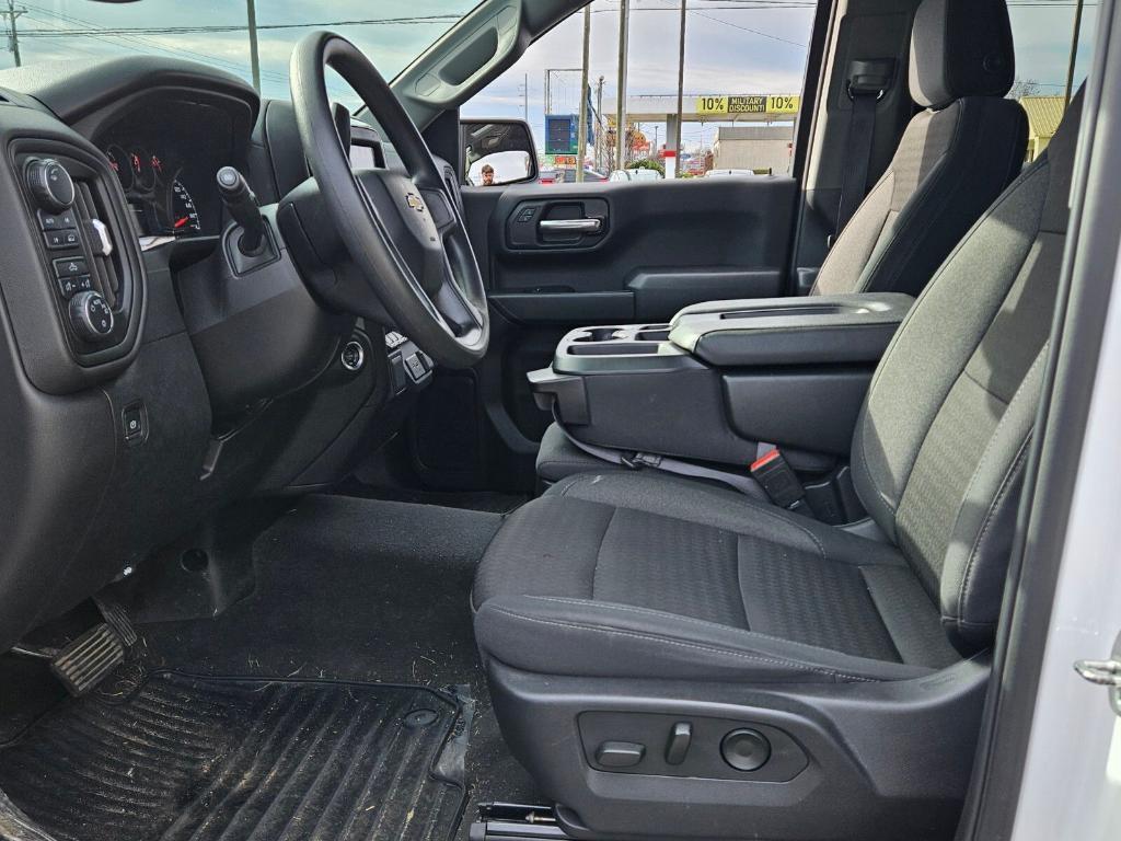 used 2024 Chevrolet Silverado 1500 car, priced at $35,220