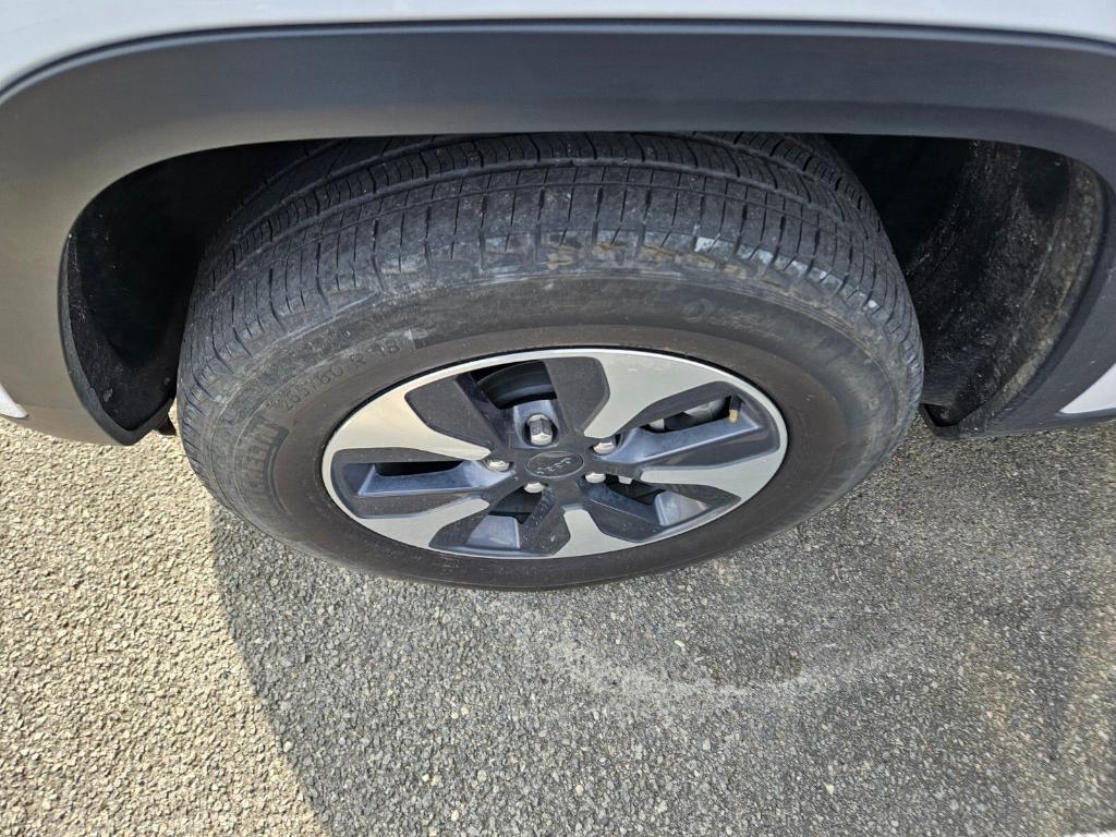 used 2024 Jeep Grand Cherokee 4xe car, priced at $24,420