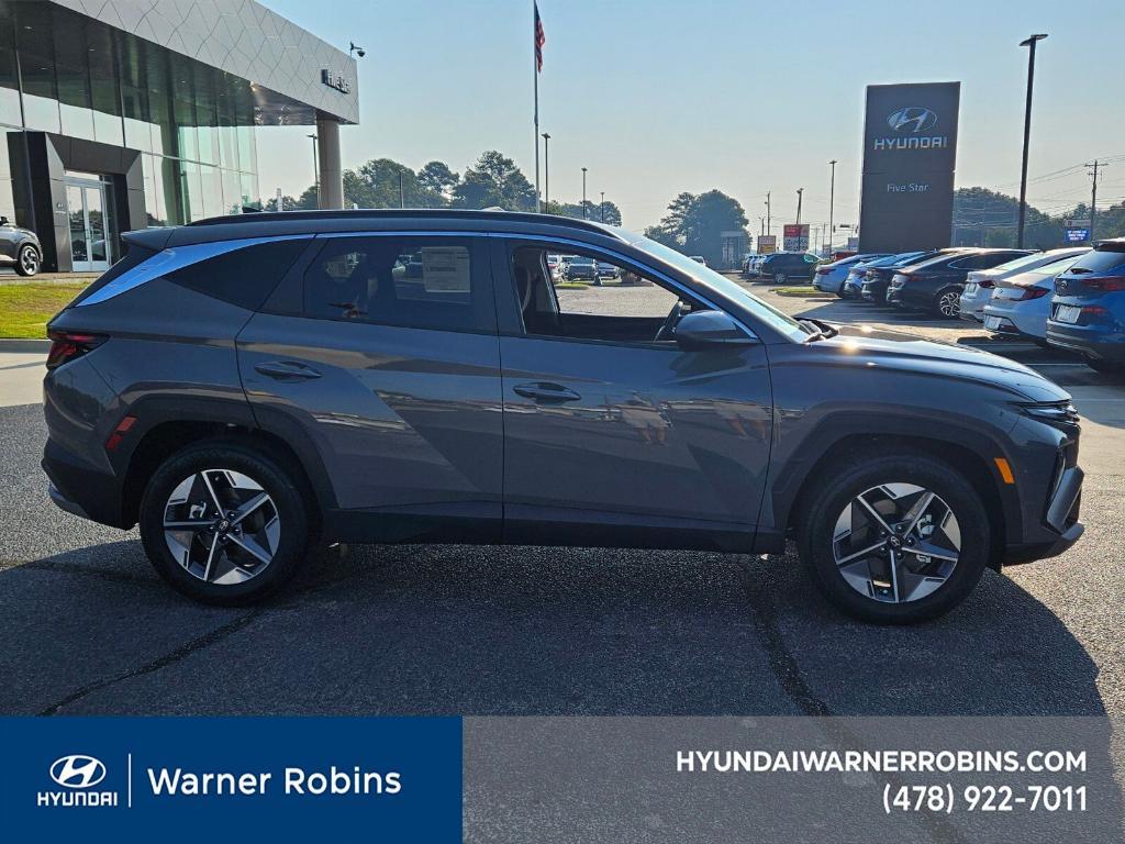 new 2026 Hyundai Tucson car, priced at $28,989