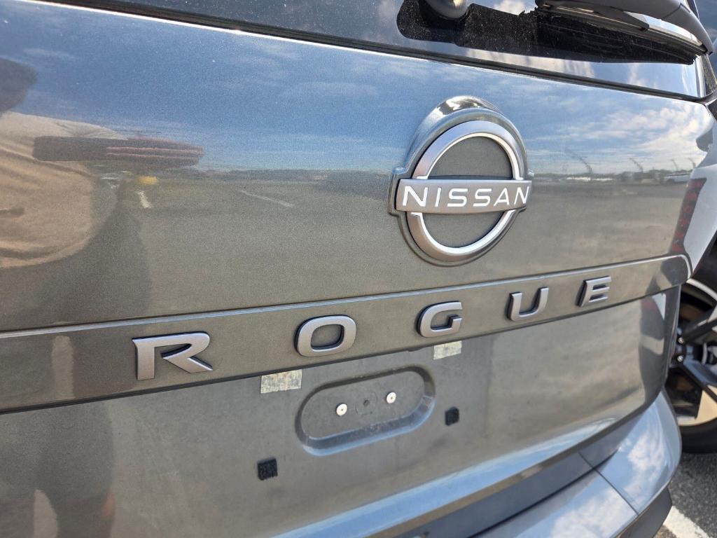 used 2025 Nissan Rogue car, priced at $20,520
