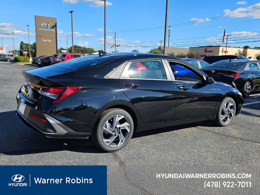 new 2025 Hyundai Elantra car, priced at $21,115