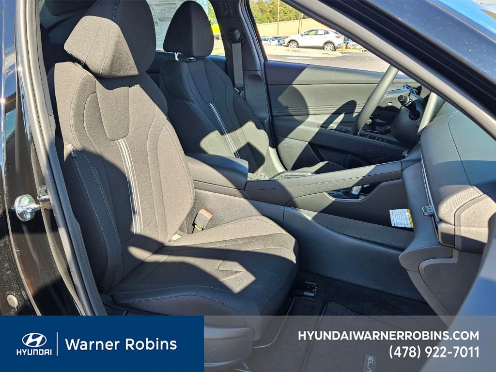 new 2025 Hyundai Elantra car, priced at $21,115