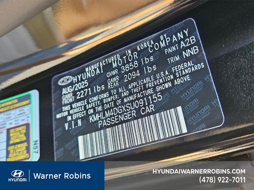 new 2025 Hyundai Elantra car, priced at $21,115