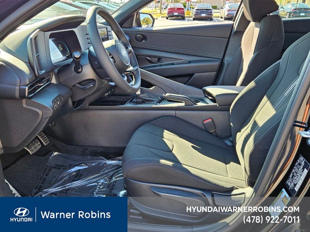 new 2025 Hyundai Elantra car, priced at $21,115