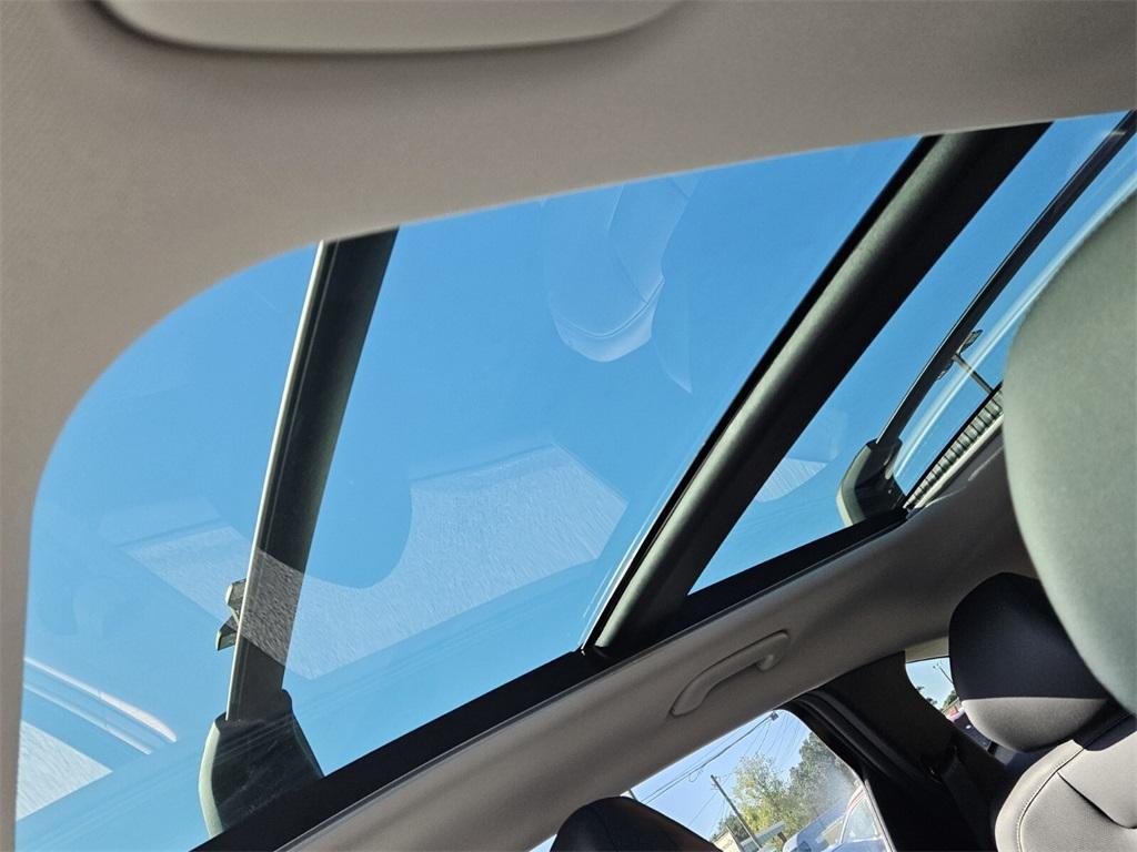 new 2025 Hyundai TUCSON Hybrid car, priced at $33,996