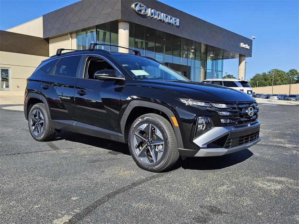 new 2025 Hyundai TUCSON Hybrid car, priced at $33,996