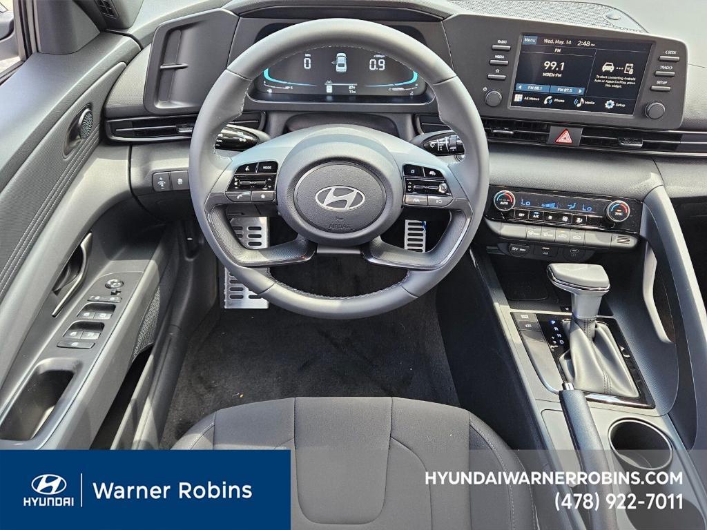 new 2025 Hyundai Elantra car, priced at $21,995