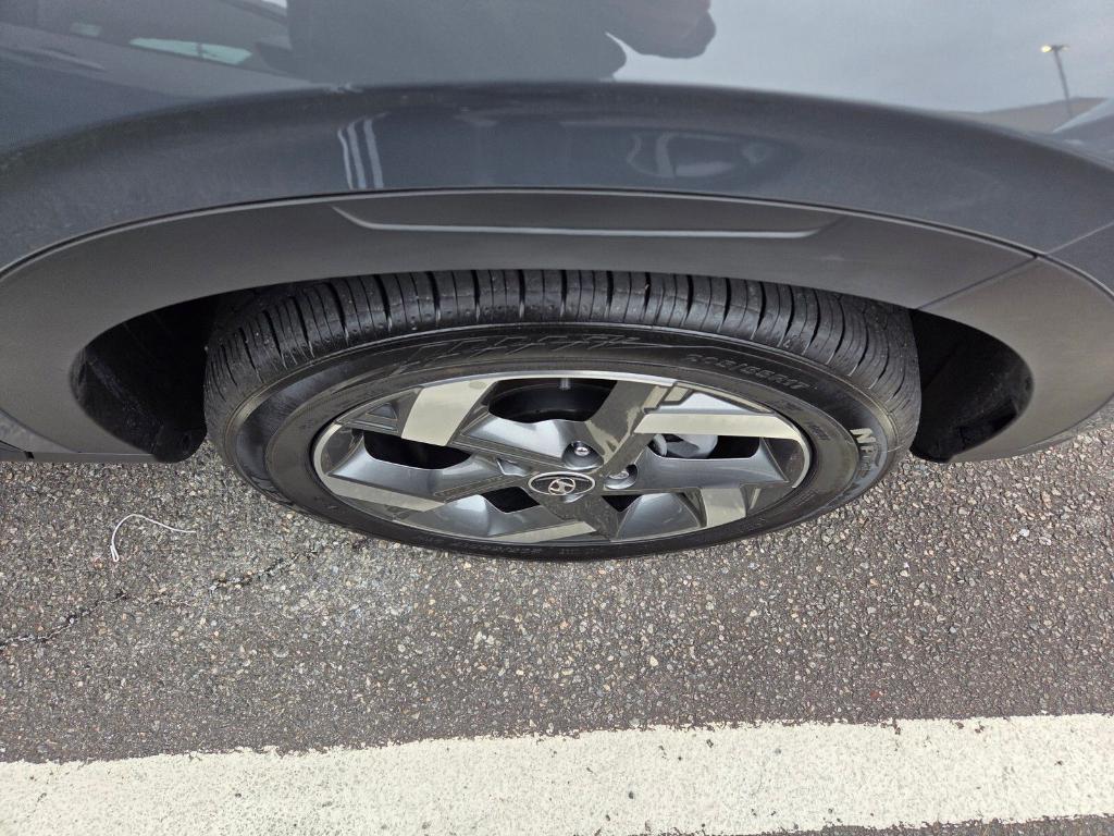 used 2025 Hyundai Venue car, priced at $18,920