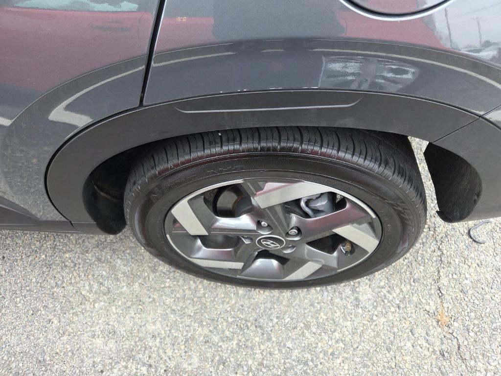 used 2025 Hyundai Venue car, priced at $18,920