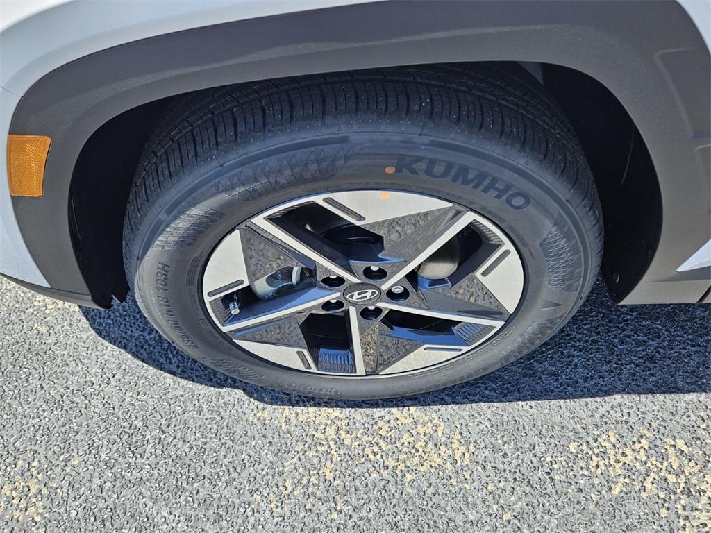 new 2025 Hyundai Tucson car, priced at $28,496