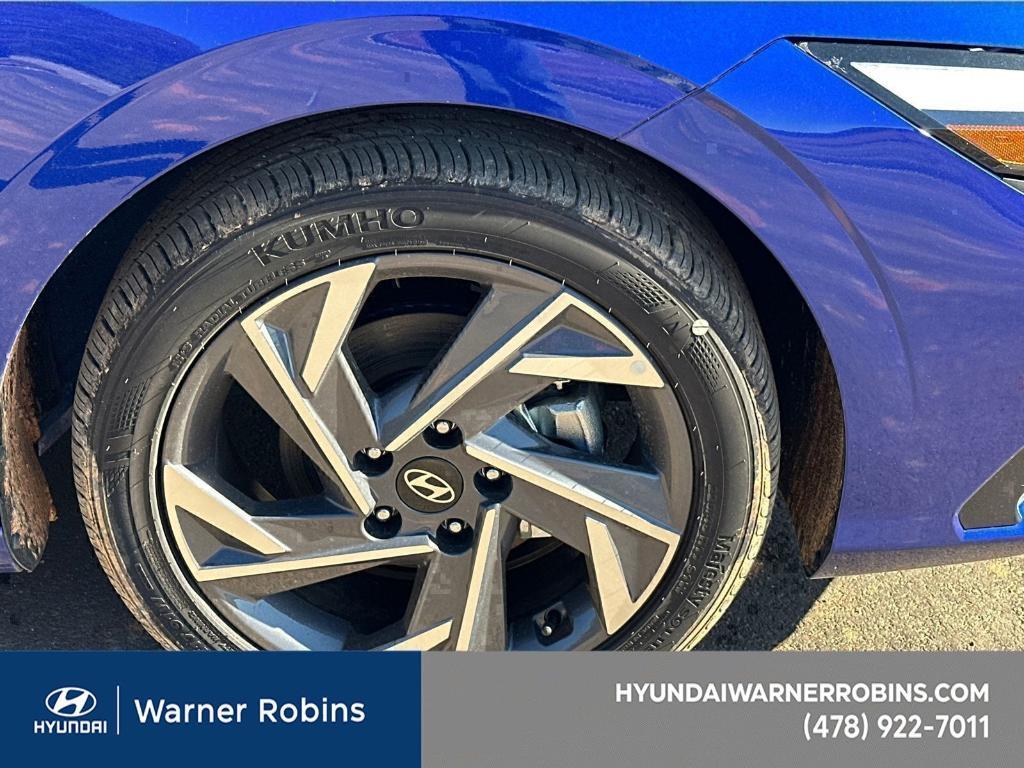 new 2025 Hyundai Elantra car, priced at $24,204