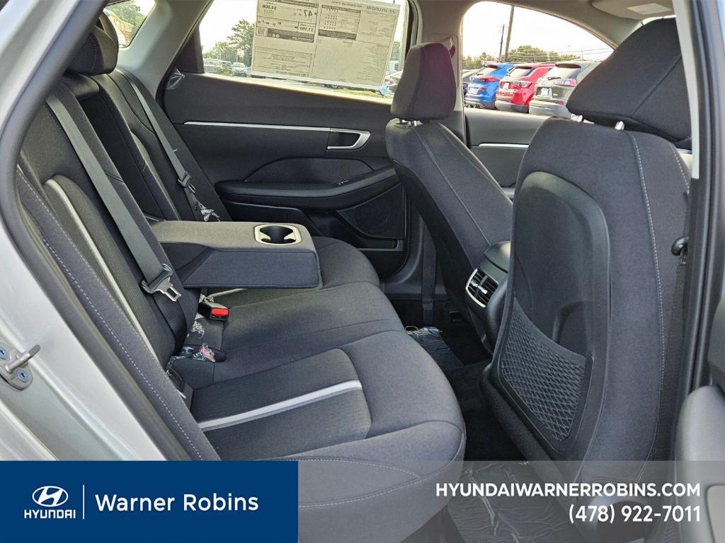 new 2025 Hyundai Sonata Hybrid car, priced at $26,995