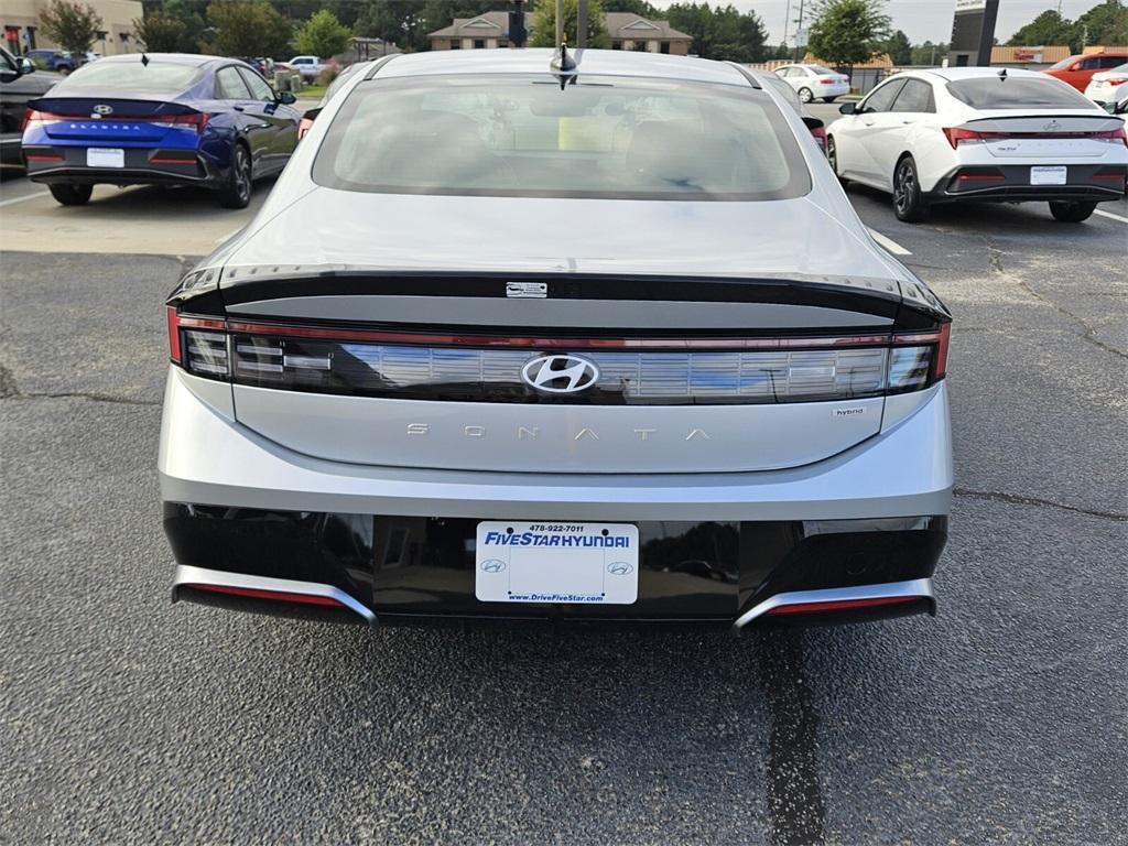 new 2025 Hyundai Sonata Hybrid car, priced at $29,660