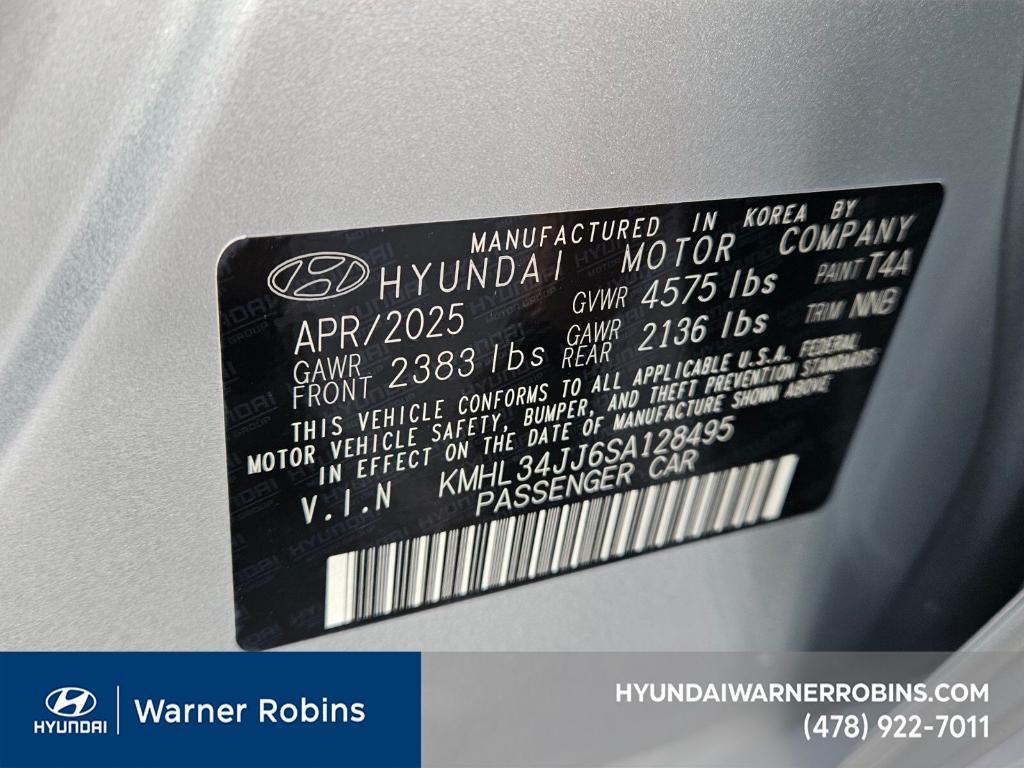 new 2025 Hyundai Sonata Hybrid car, priced at $26,995